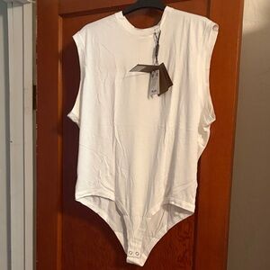 NWT Burberry White Sleeveless Bodysuit size Large